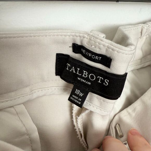 Talbots Women’s 18W Newport Khaki Pants Office Core Career - Picture 2 of 5